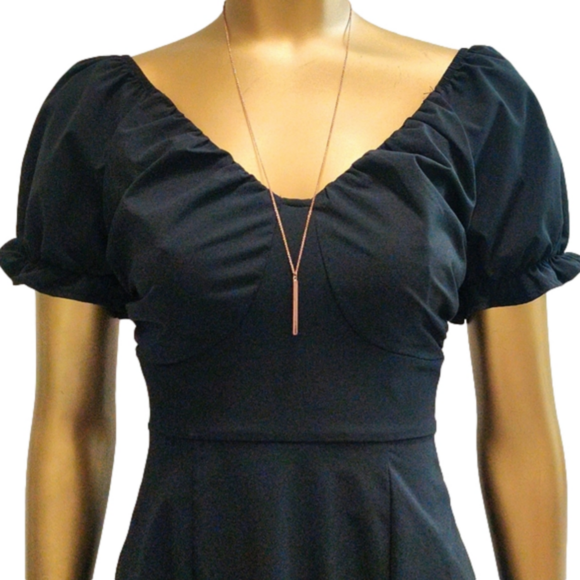 Little Black Dress For All Occasions Women's Gown Short Sleeve Date Dress Party - Picture 3 of 9